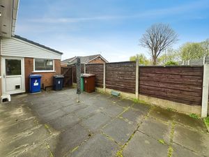 Photo 7- click for photo gallery